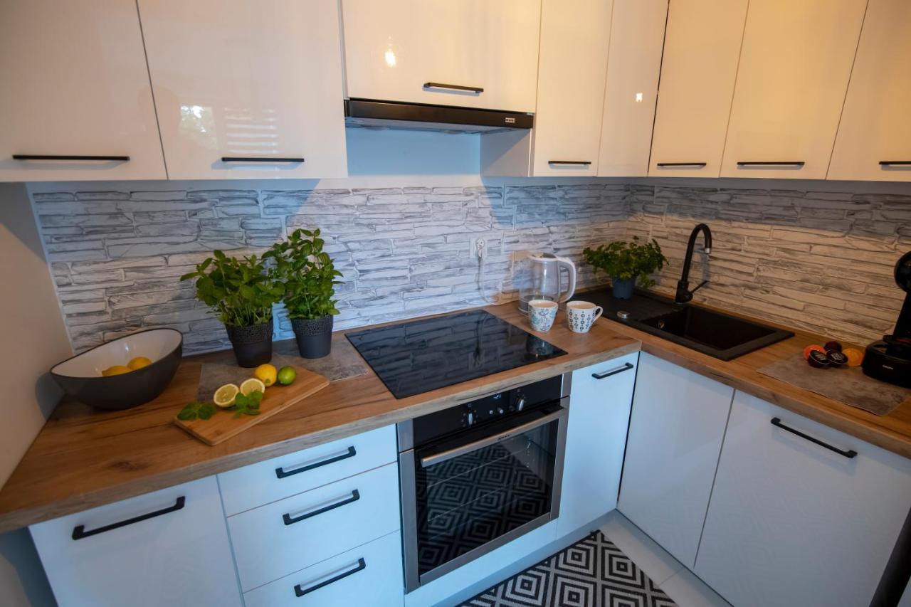 Appartement Apartament Laurowa à Tyczyn Extérieur photo